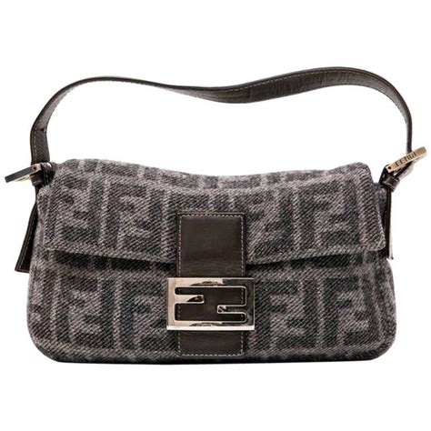 fendi baguette boek|fendi baguette monogram.